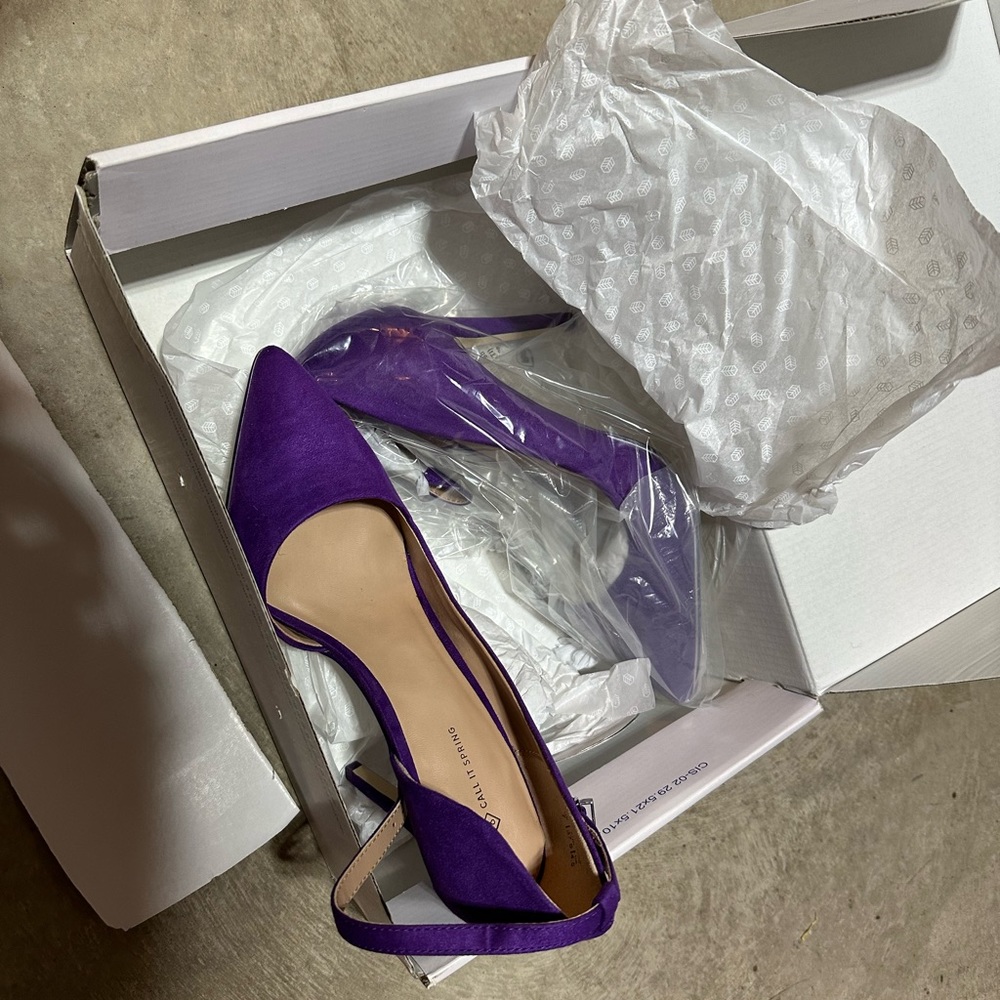 Purple Pumps - Picture 3 of 3